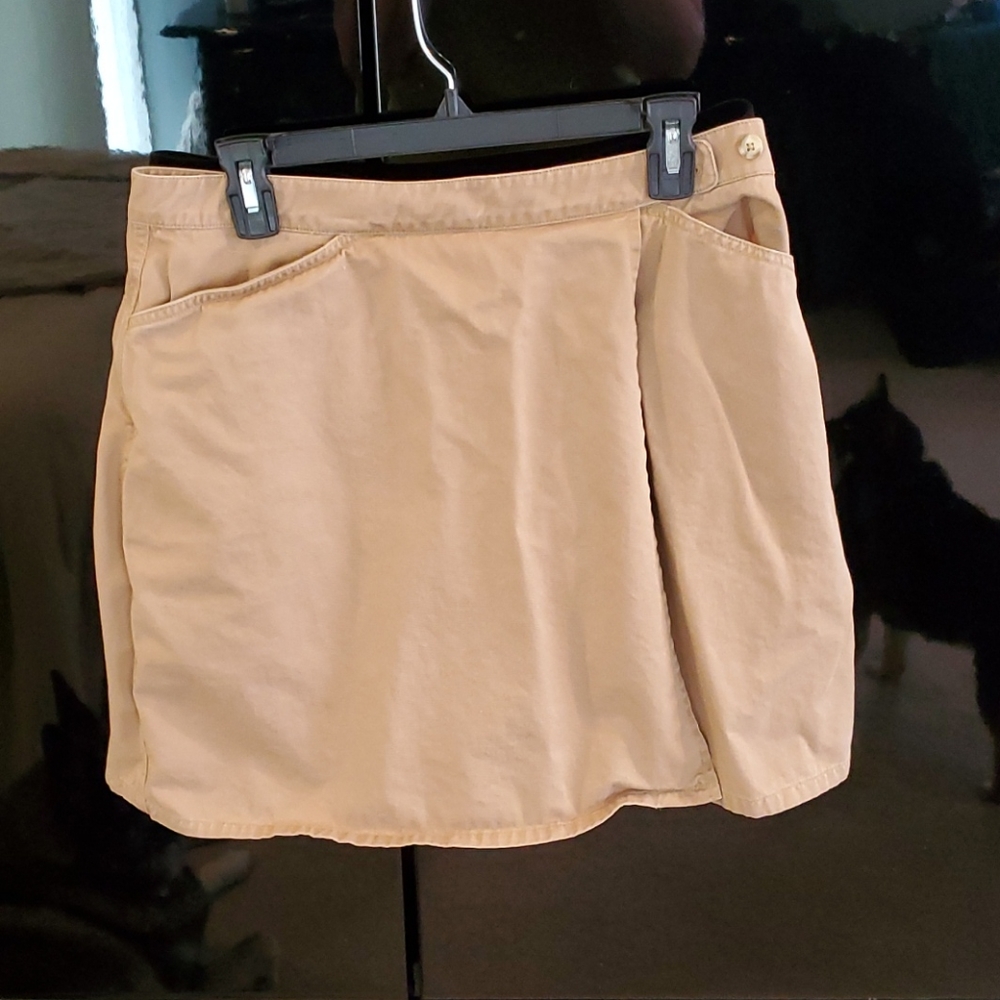 Size 14 skort